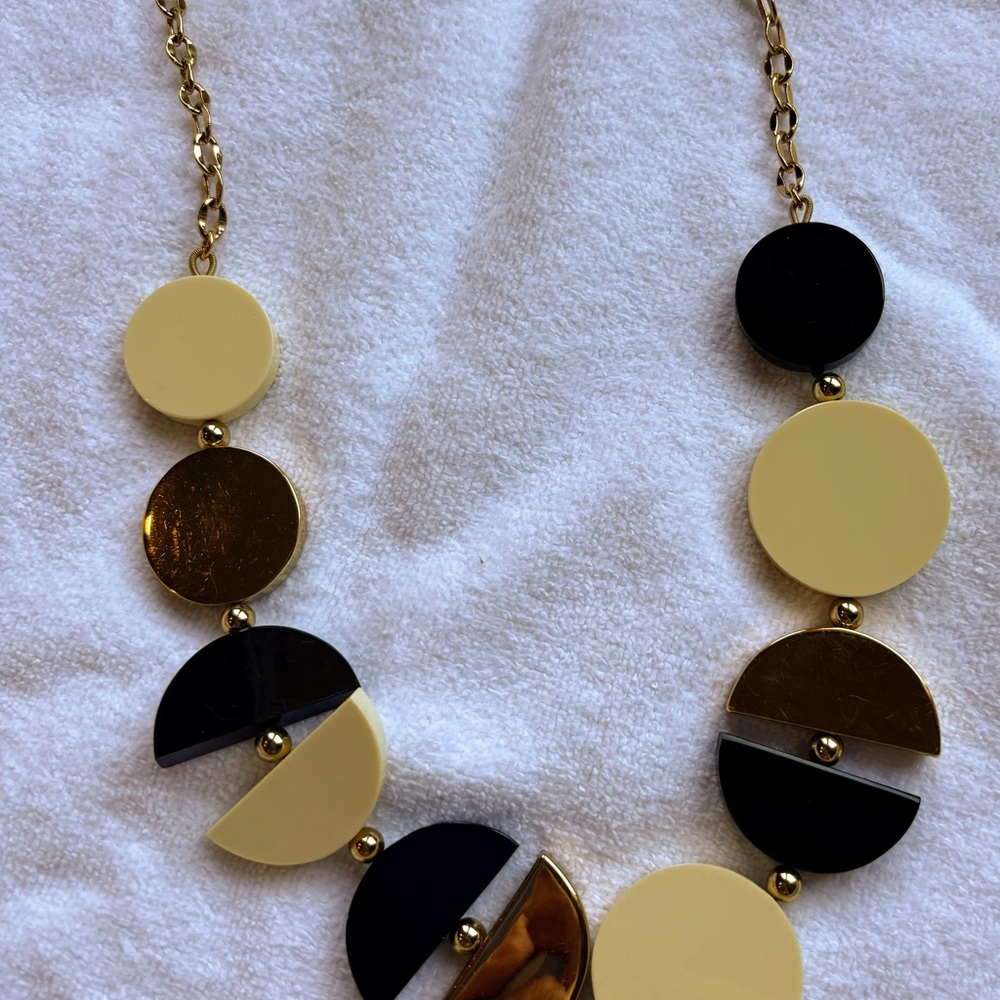 Vintage Cream and Black Kate Spade Resin / Lucite Necklace